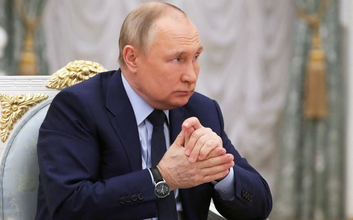 Putin Signs Law Banning Officials From Using Foreign Words The Citizen Recorder 